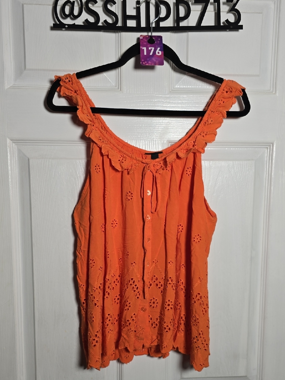 176 Torrid 00 M/L Orange Eyelet Button-Front Camisole Sleeveless Shirt Tank Top